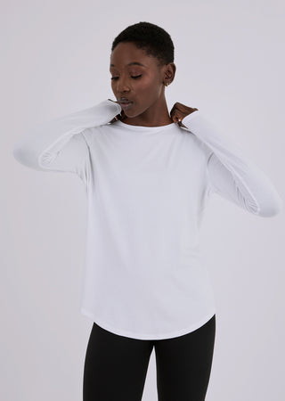 LC Relaxed Long Sleeve Women’s Aloe Relaxed Long Sleeve Top White