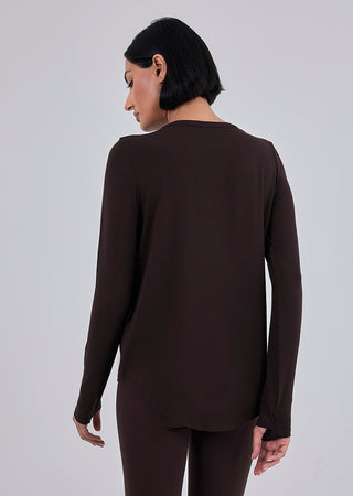 LC Relaxed Long Sleeve Women’s Relaxed Long Sleeve Top Dark Cocoa