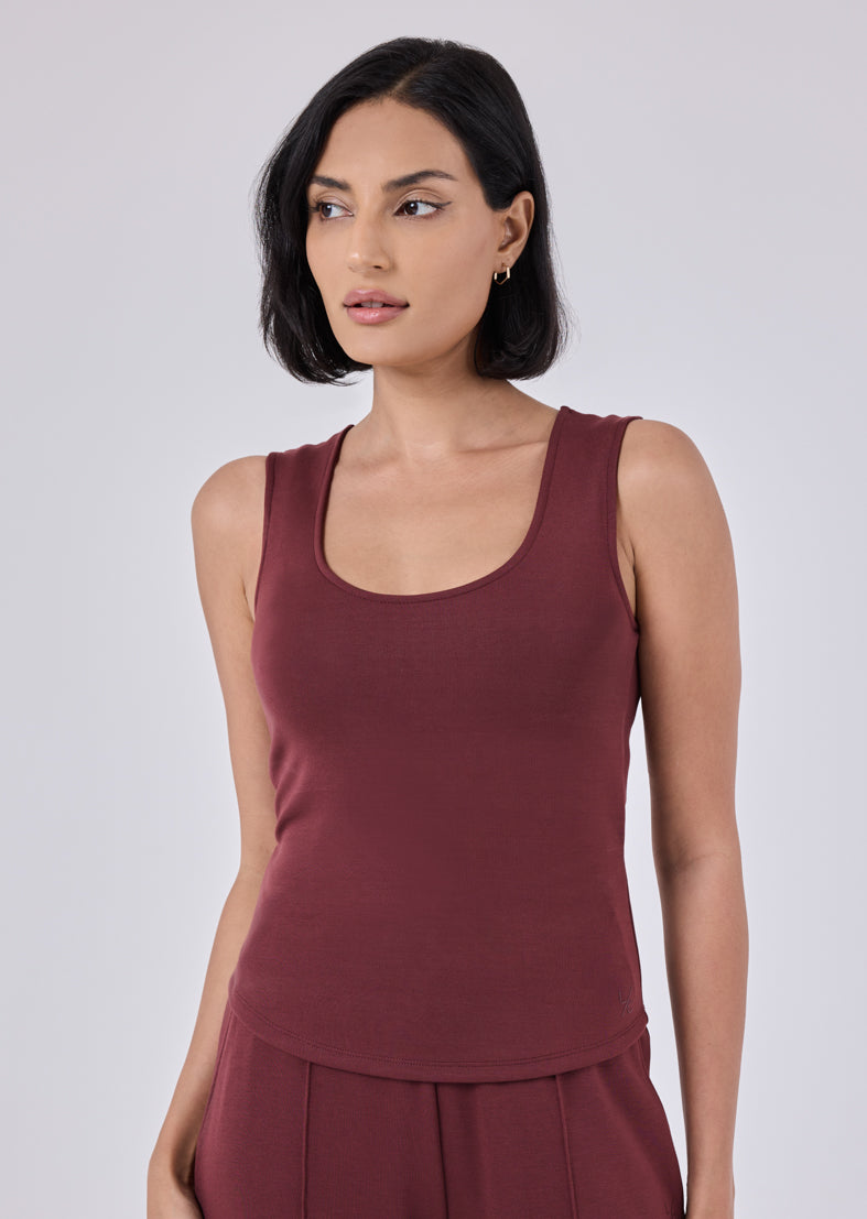 Women's Scoop Neck Tank Dark Burgundy – LC