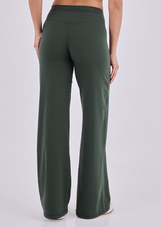 LC Straight Leg Pant Short length Women's Straight Leg Pants (Short) Green Forest