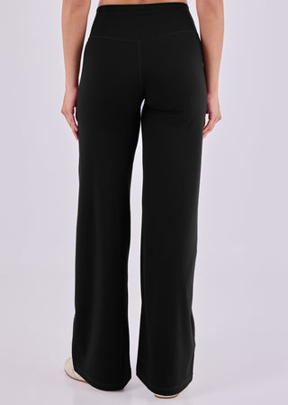 LC Straight Leg Pants Women's Straight Leg Pants (Regular) Black